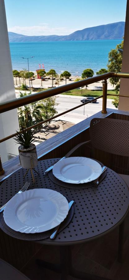 Lungomare Luxury Sea View Apartaments Вльора Екстер'єр фото
