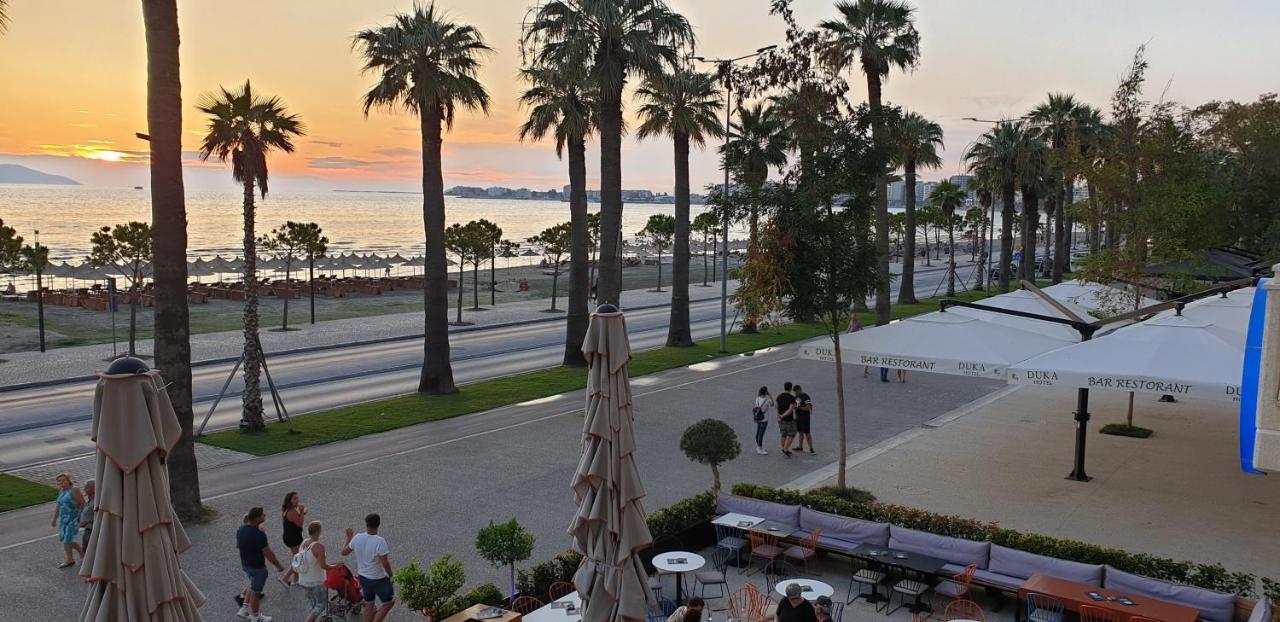 Lungomare Luxury Sea View Apartaments Вльора Екстер'єр фото